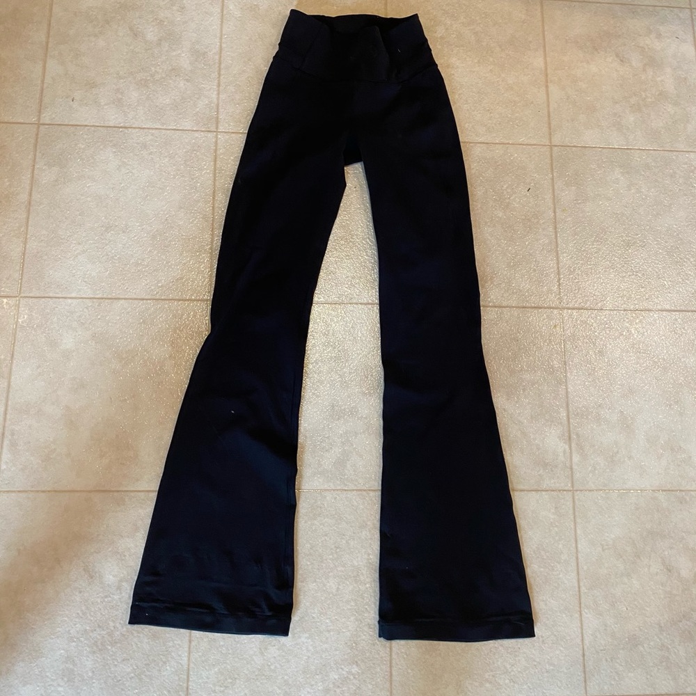 Lululemon Groove Pant